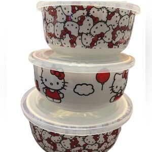 Hello Kitty EVERYWHERE Nesting Bowls with Pressure Release Lids Set